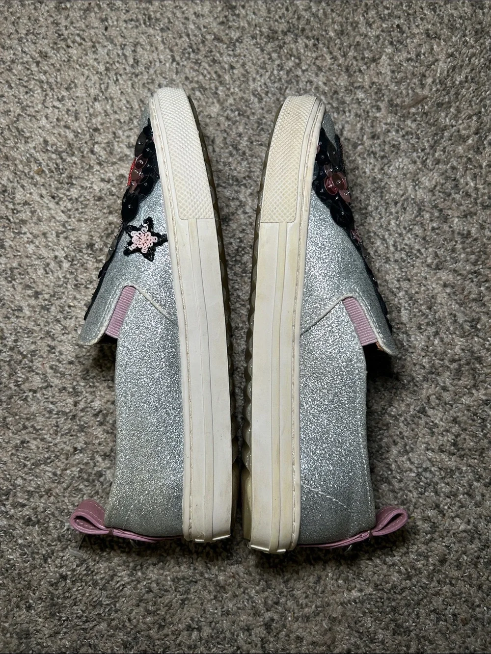 Coach C115 sneakers with a silver glitter‎ finish and Route 41 patches. Size 8